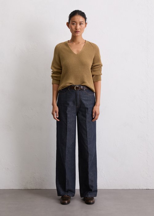 V-neck knitted sweater relaxed — Salted Caramel