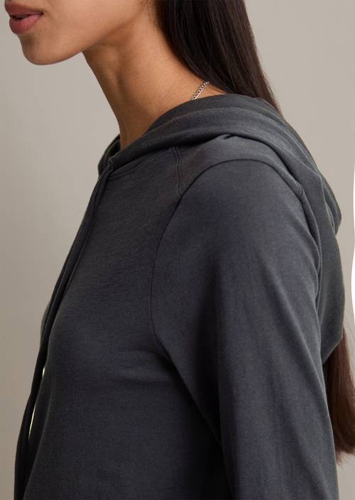 Kapuzen-Longsleeve relaxed Blue Depths in Detailansicht