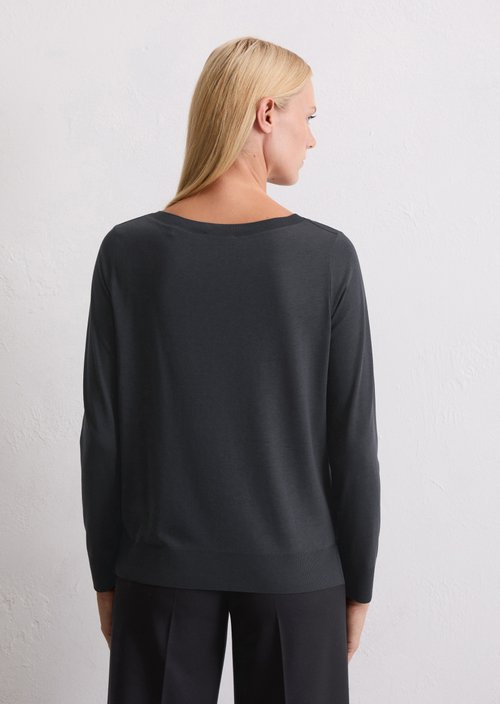 Luxury Longsleeve regular — Deep Night Blue