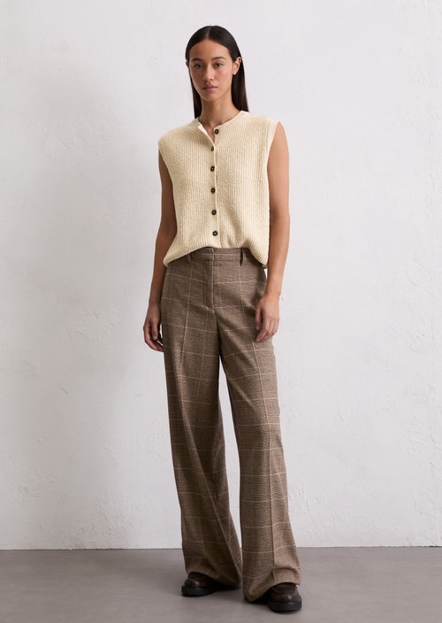 Sleeveless knitted vest regular — Light Oat