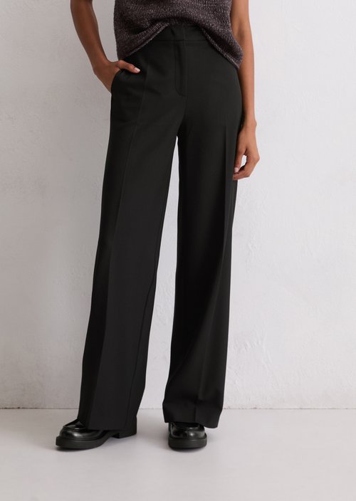 Culotte-style ankle length trousers — Black
