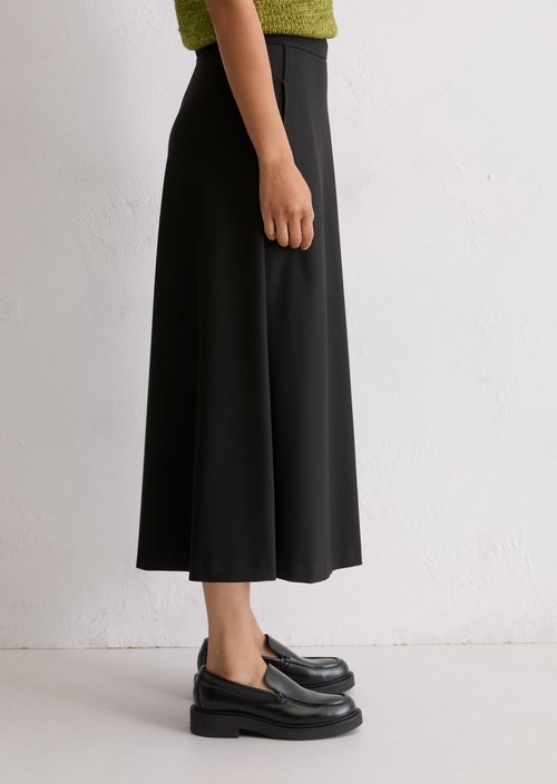 Flared skirt — Black