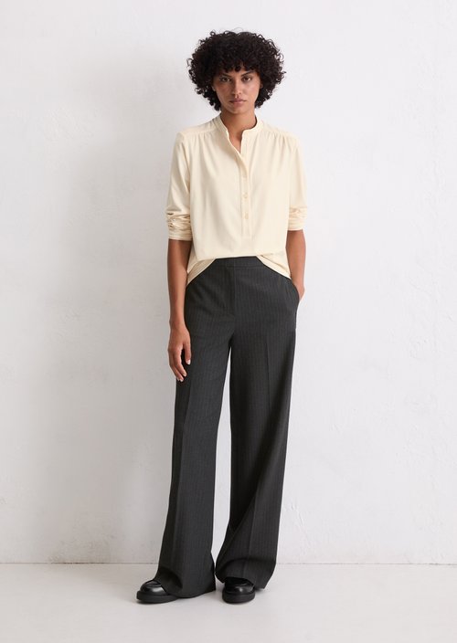 Relaxed jersey blouse — Chalky Sand