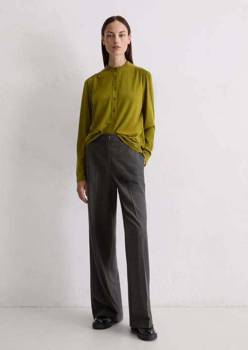 Relaxte jersey blouse Deep Pea in vooraanzicht