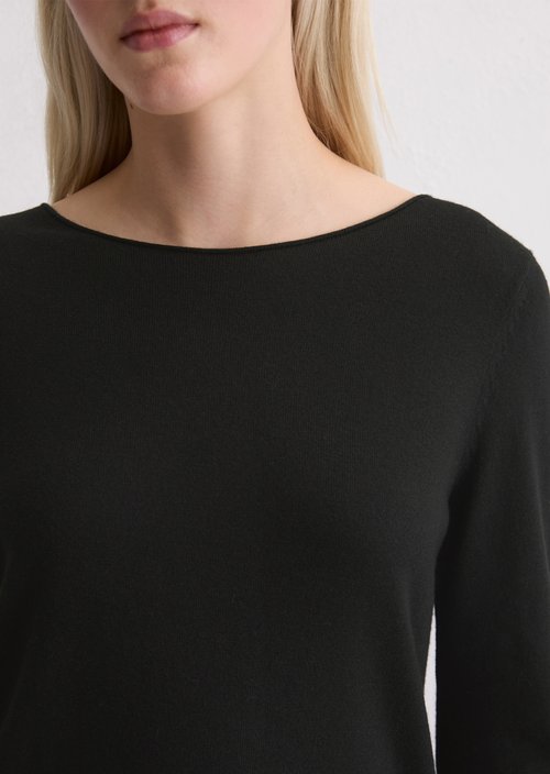Regular fine knit sweater — Black
