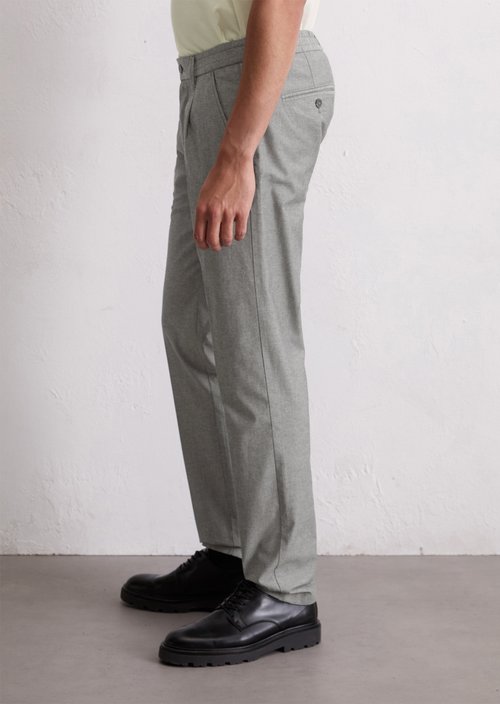 Chino Model Stig Jogger pleats shaped — Medium Grey