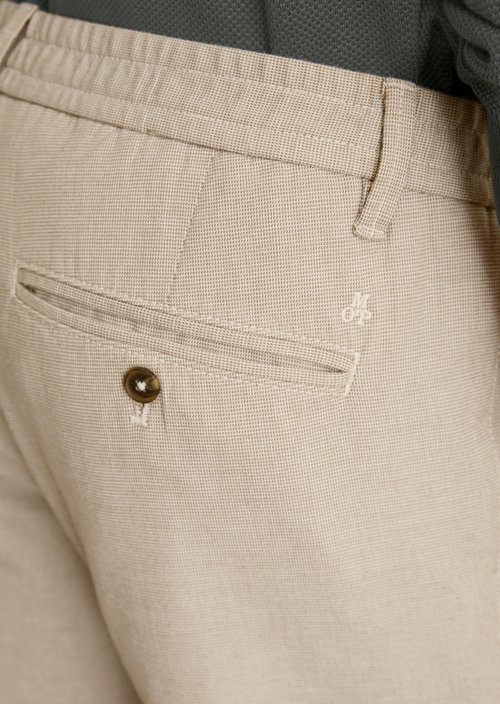 Chino Model Stig Jogger pleats shaped — Medium Beige