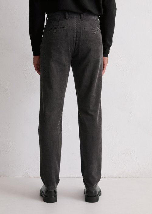 Corduroy trousers model Osby pleats tapered — Broken Graphite