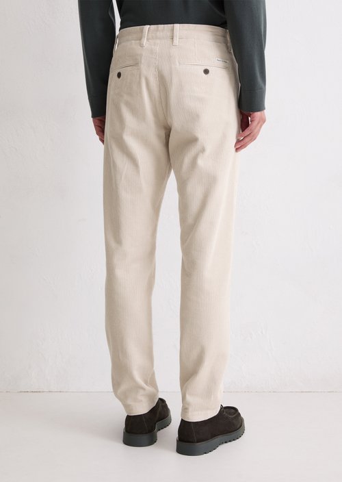 Corduroy trousers model Osby pleats tapered — Grey Silk