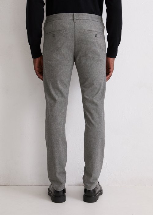 Chino model Stig shaped — Medium Grey