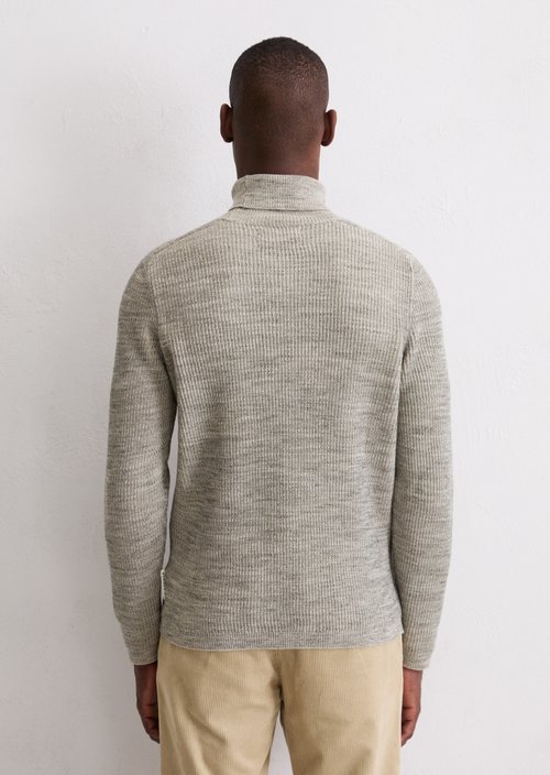 Regular turtleneck sweater — Light Beige