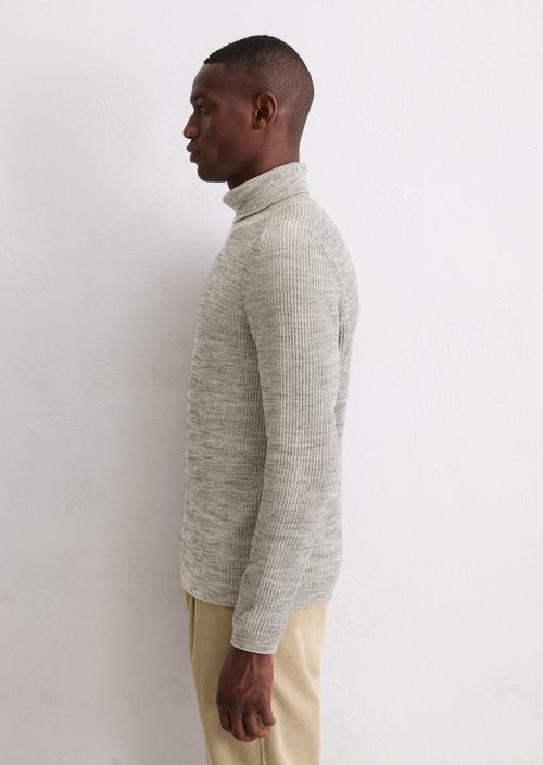 Regular turtleneck sweater — Light Beige