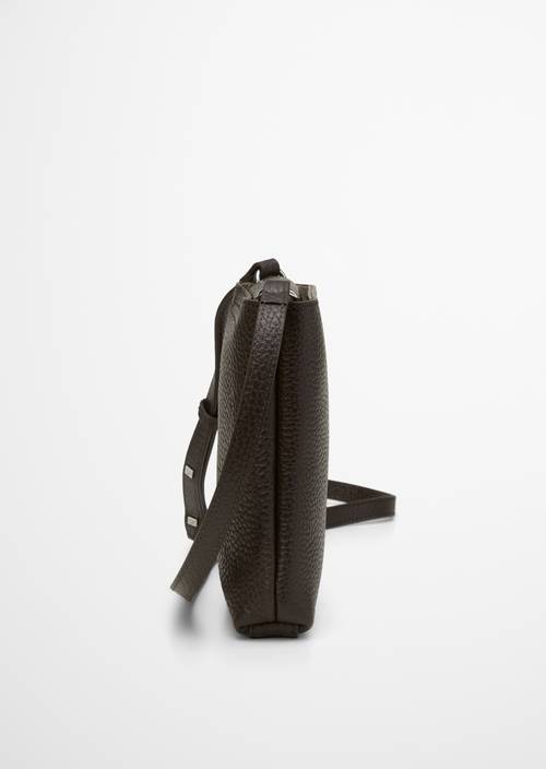 Smartphone case Shaded Brown in side view