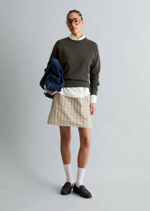 Luźna bluza DfC Charcoal w widoku z przodu