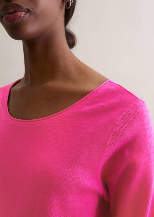 T-shirt long régulier Fresh Fuchsia en vue détaillée