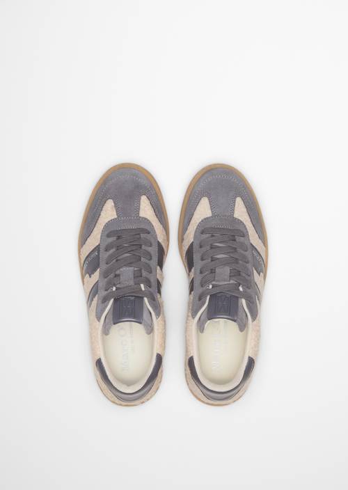 Sneaker Model Court Natural in Ansicht von oben