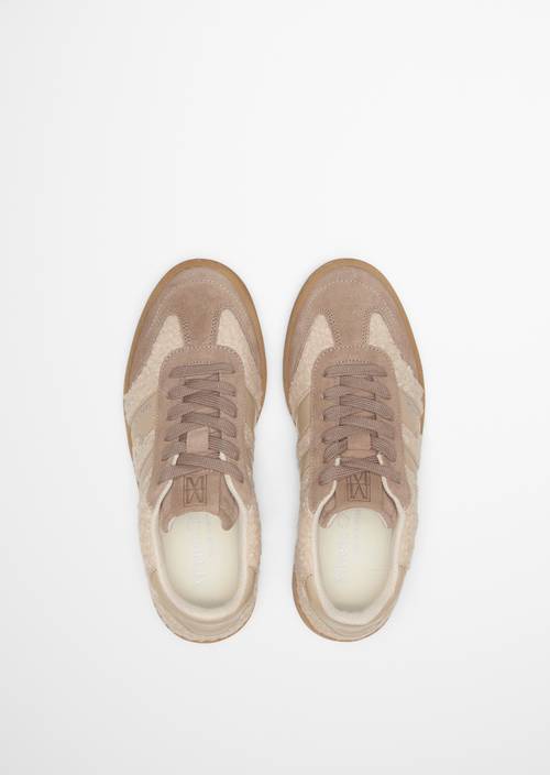 Sneaker Model Court Natural in Ansicht von oben