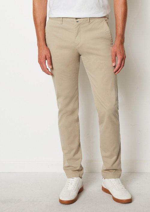 Chino model Malmö slim — Soybean