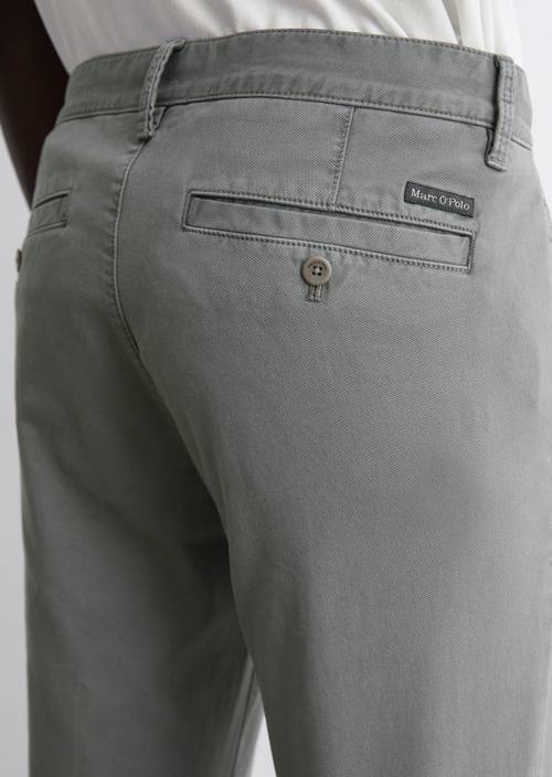 Chino model Stig shaped Castlerock in detail view