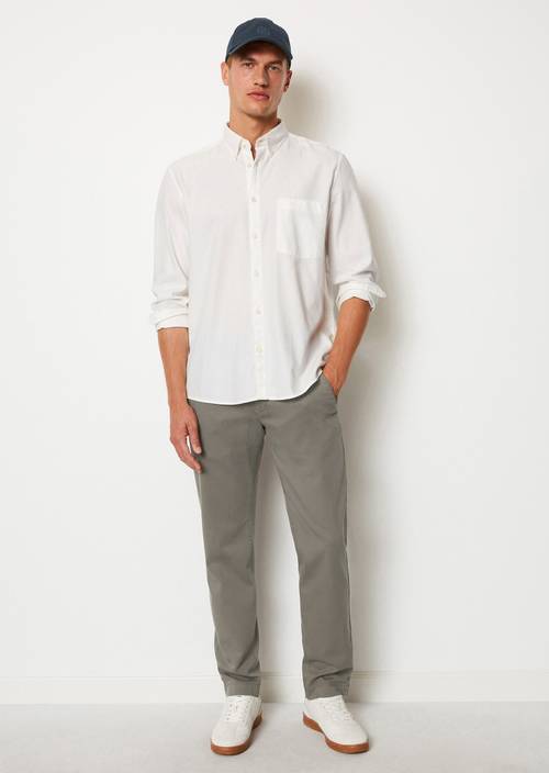 Chino model Stig shaped Castlerock in front view