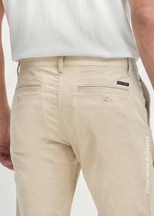Chino model Stig shaped — Grey Silk