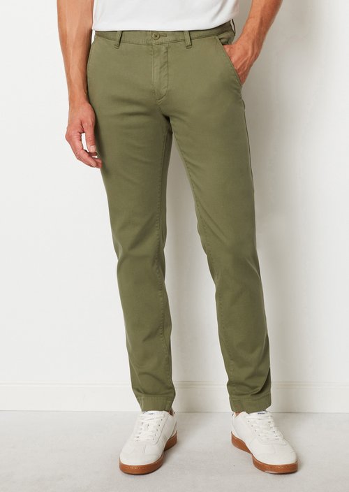 Chino model Stig shaped — Olive