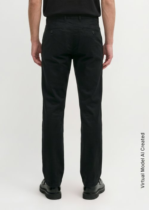 Chino model Osby tapered — Black