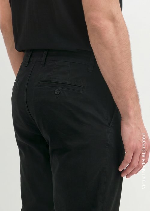 Chino model Osby tapered — Black
