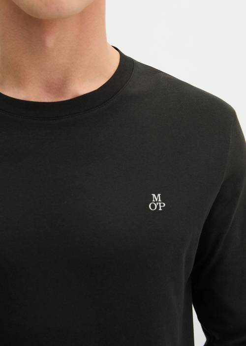 Longsleeve shaped Black in Detailansicht
