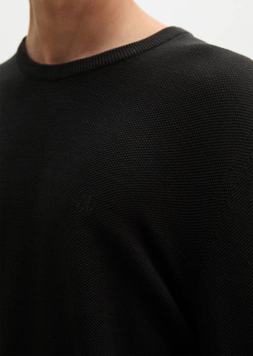 Sweater regular Black in detail view