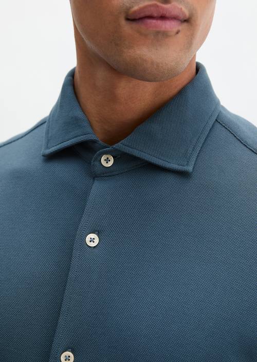 Hemd shaped Moon Stone in Detailansicht