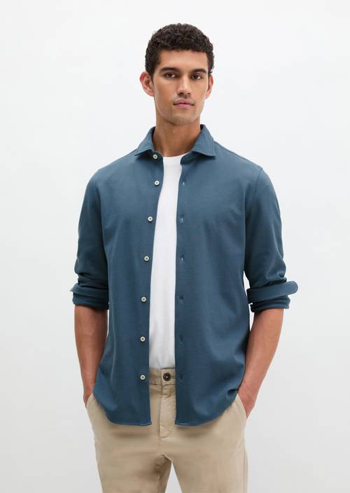 Hemd shaped Moon Stone in Frontalansicht