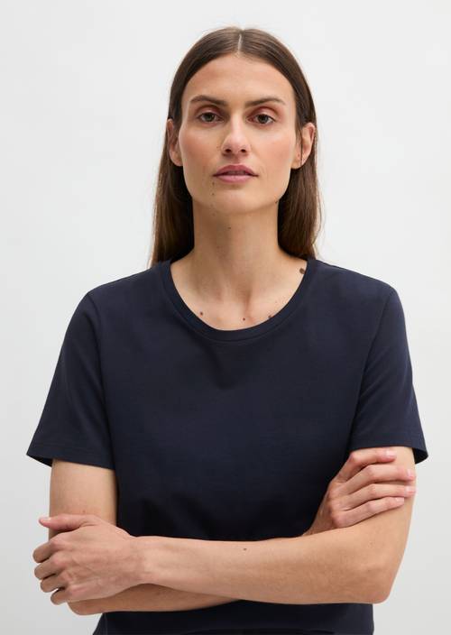 Regular round neck T-shirt Maniac Midnight in front view