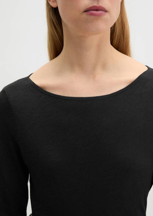 Longsleeve regular Black in detail view