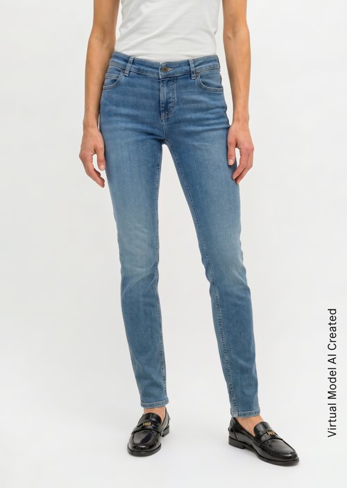 Jeans model Alby slim — Very Light Blue Wash