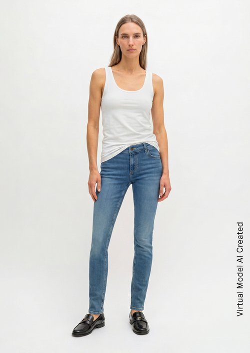 Jeans model Alby slim — Very Light Blue Wash