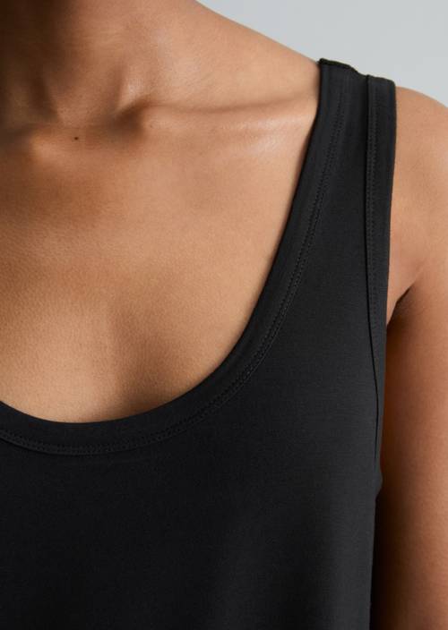 Luźna sukienka z dżerseju Black w widoku szczegółowym