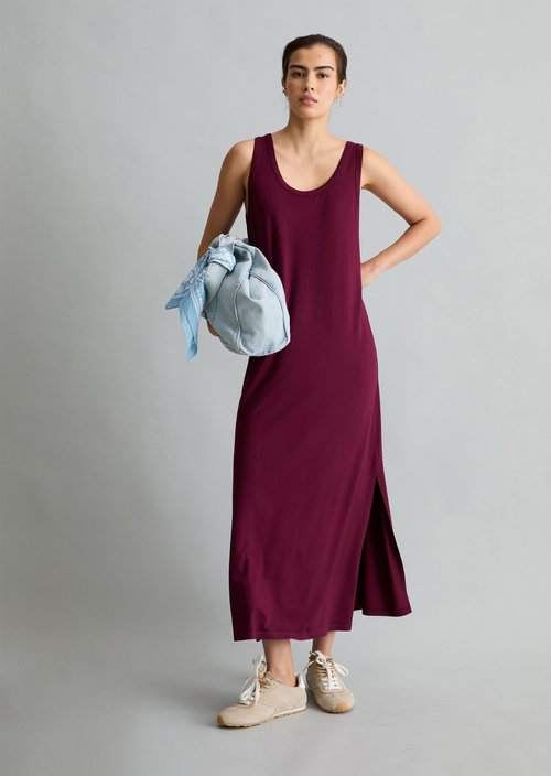 Relaxed jersey dress — Merlot Red