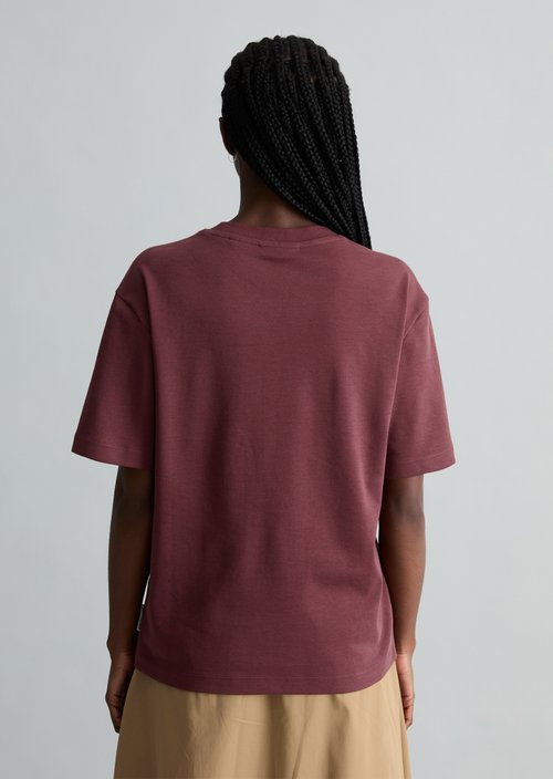 T-shirt regular — Merlot Red