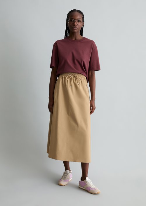 T-shirt regular — Merlot Red