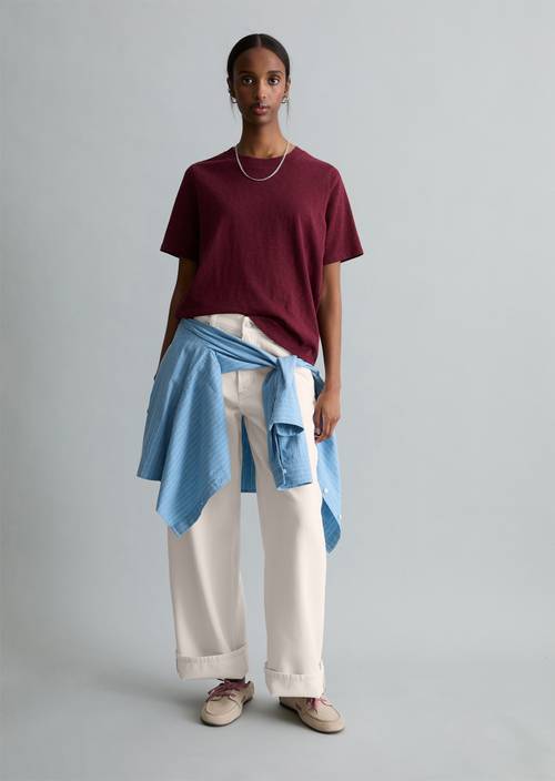 DfC - T-shirt sciolta in jersey slub Merlot Red in vista frontale