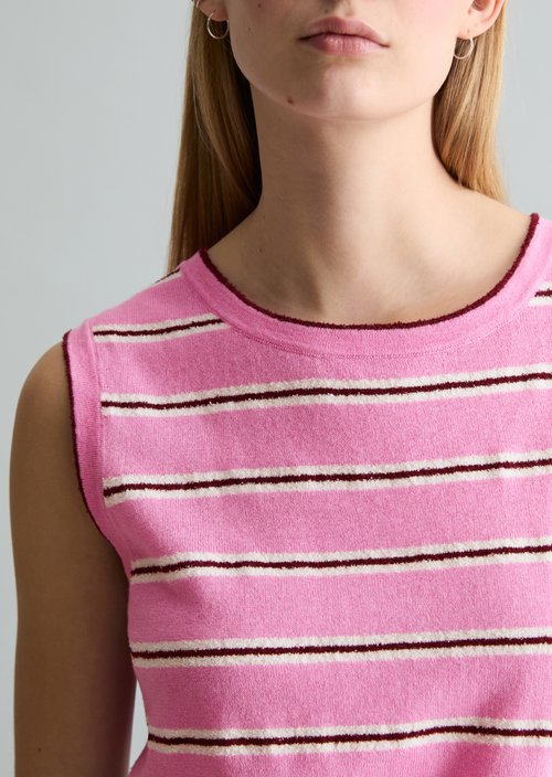 Sleeveless knitted sweater regular — Light Pink