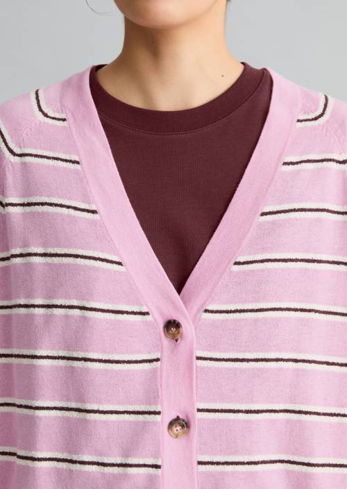 Regularny kardigan w paski Light Pink w widoku szczegółowym