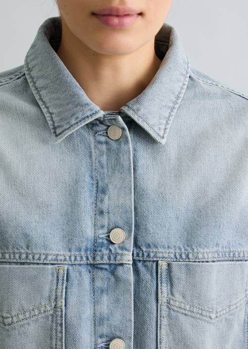 Oversized spijkerjas Light Blue in detailaanzicht