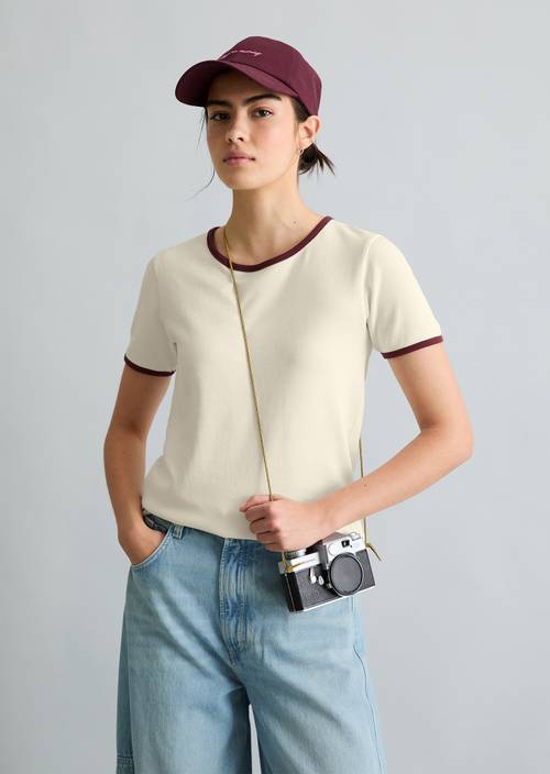 Camiseta con estructura slim Offwhite en vista frontal