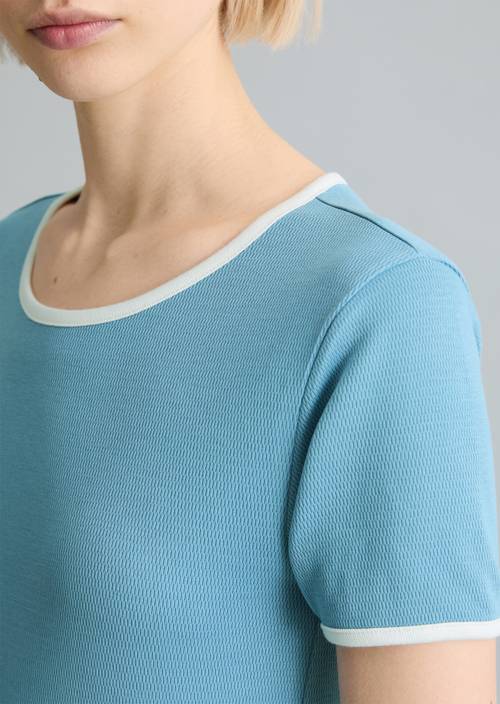 Camiseta con estructura slim Medium Blue en vista detallada