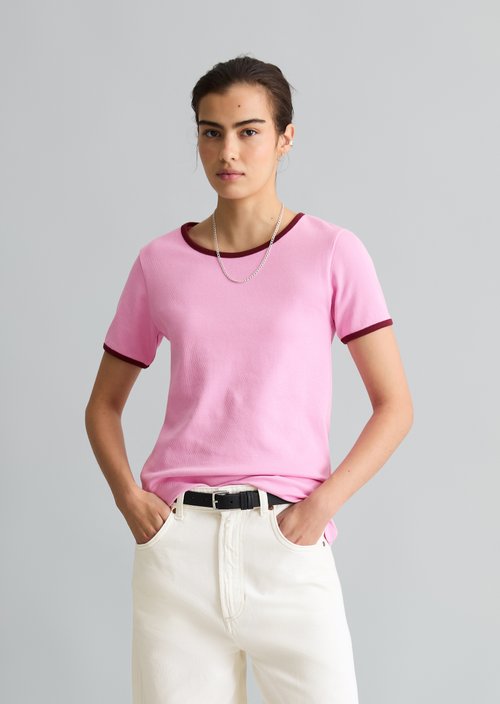 T-shirt with structure slim — Medium Pink