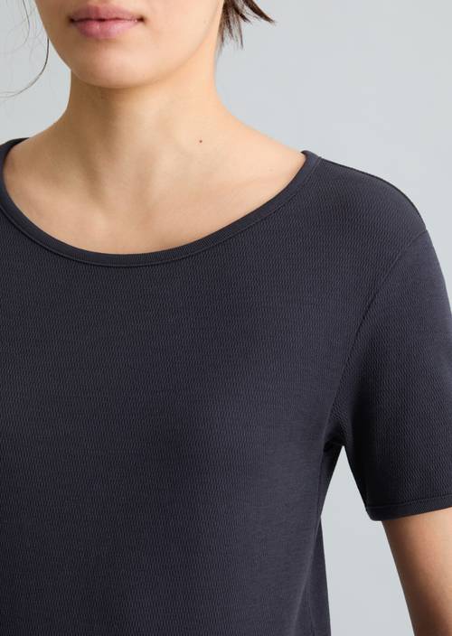 DfC T-shirt with structure relaxed Blue Depths in detail view