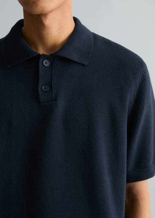 Regular knit polo shirt True Navy in detail view
