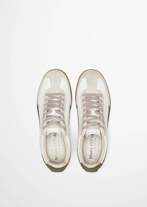 Sneaker Model Charlie Offwhite in Ansicht von oben